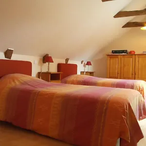 Des Abeilles Saignes (Cantal)